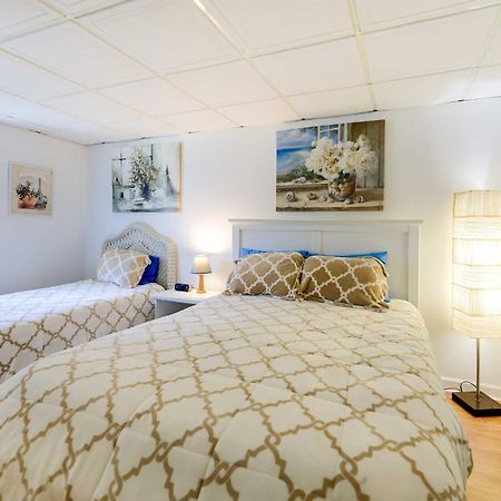 1 Ocean Fun Emerald Isle Apt, Steps To Beaches! Εξωτερικό φωτογραφία
